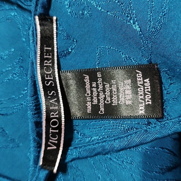 Victoria's Secret Teal Cami Size XXL - Picture 3 of 3